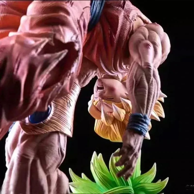 Legendary Super Saiyan Broly vs Son-Goku Super Saiyan